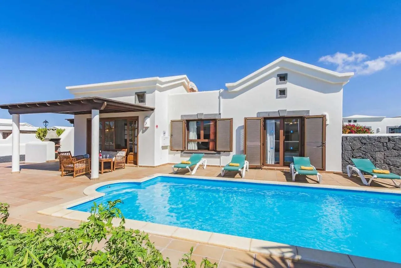 La Goleta Villa Playa Blanca